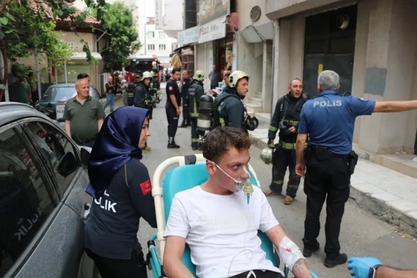 Korku evinde kabus dolu dakikalar! Testere için gitmişti